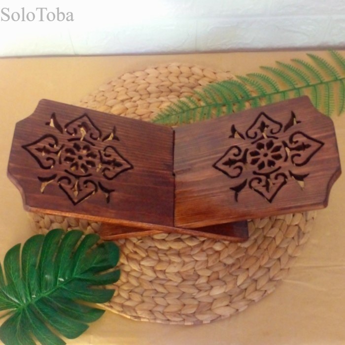 

Rekal / Tatakan Al Quran Kayu Ukir Bongkar Pasang Dudukan Al Quran - asli murah