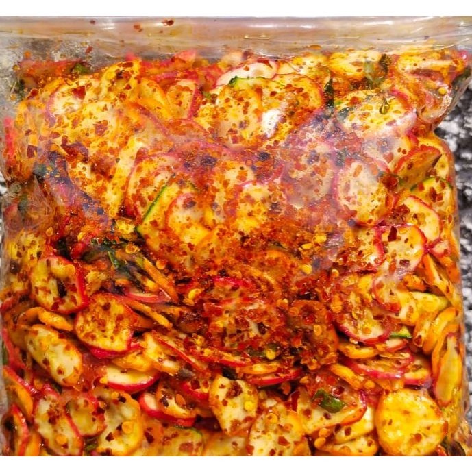 

Seblak Kerupuk Bawang Sultan Pedas 500gram Xtra Daun Jeruk