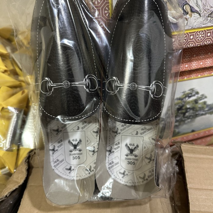 Kertas Sembahyang Qing Ming Sepatu Kertas Pria