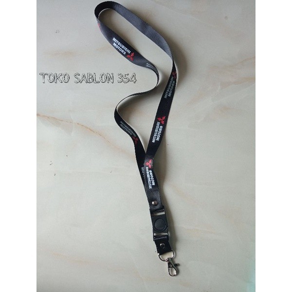 

Lanyard MITSUBISHI otomotif / tali lanyard gantungan leher id car name tag / pods By Ews.co