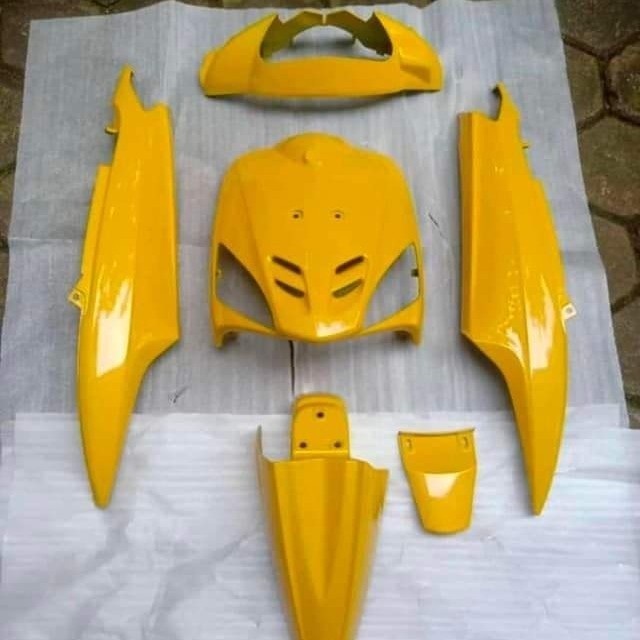 [Baru] Yamaha Mio Original Body Set Dan Striping Body Halus Kuning 2004 Diskon