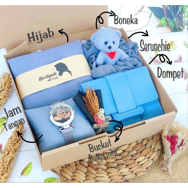 

Hampers Hijab / Gift Box Ultah / Kado Nikahan / Kado Wisuda/ Baru Mewah