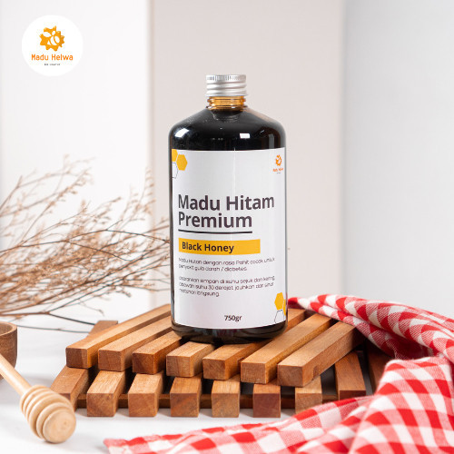 

ZS - Madu Hitam Pahit Premium Kalimantan 750gr by madu helwa