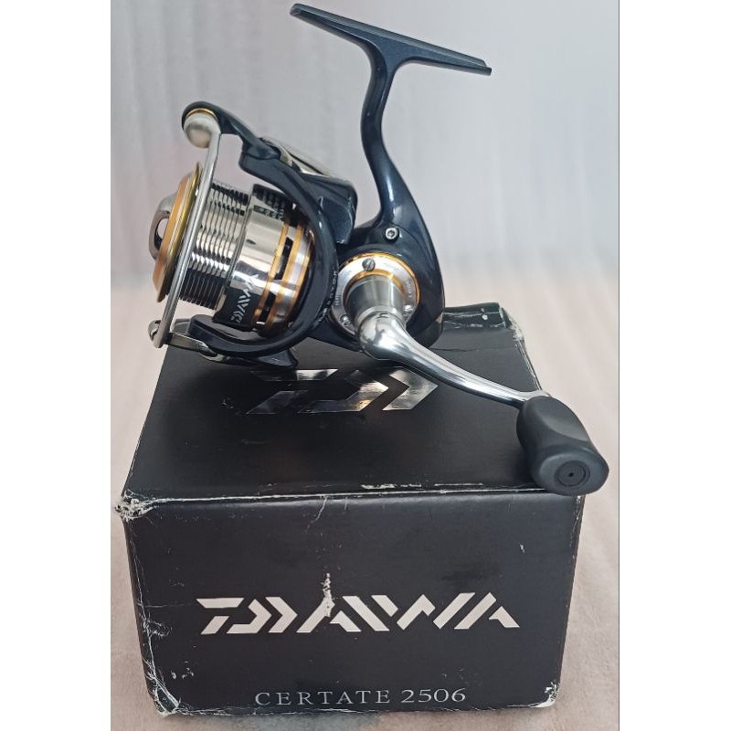 REEL DAIWA CERTATE 2506