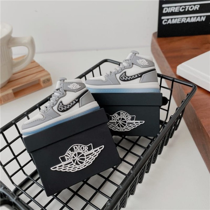 Moerah~ Mall martstrong247.id Airpods Case 3D Nike Air Jordan High 1 X D.I.O.R Gen 1 2 3 PRO - Airpo