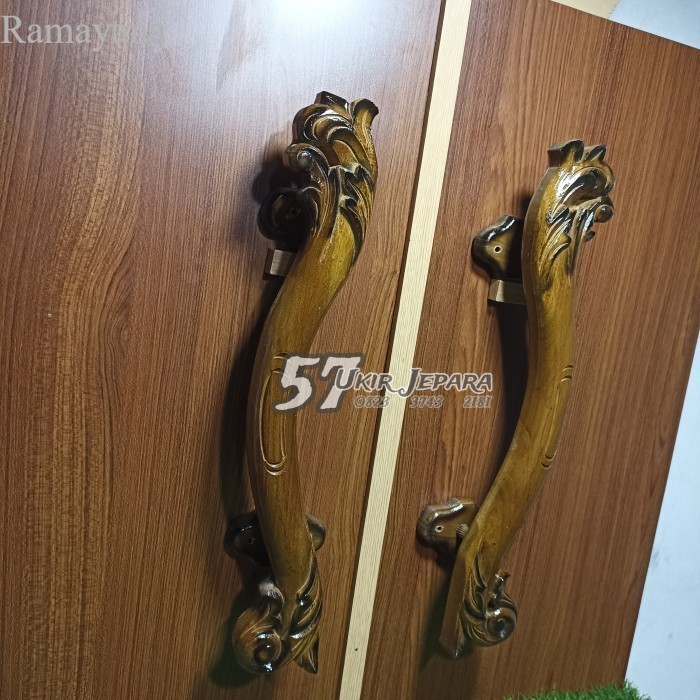 

Tarikan pintu bahan kayu jati / Gagang pintu ukir asli jepara klasik - Matengan Murah