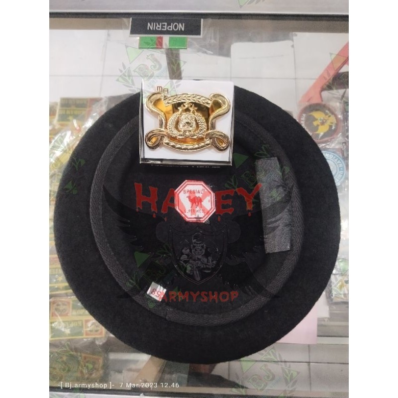 Baret Hitam Camel Merah ASLI + Emblem Sabhara Polri