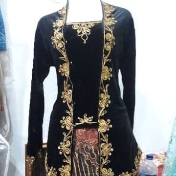 

PROMO-Cuci Gudang kebaya bludru kutubaru dewasa