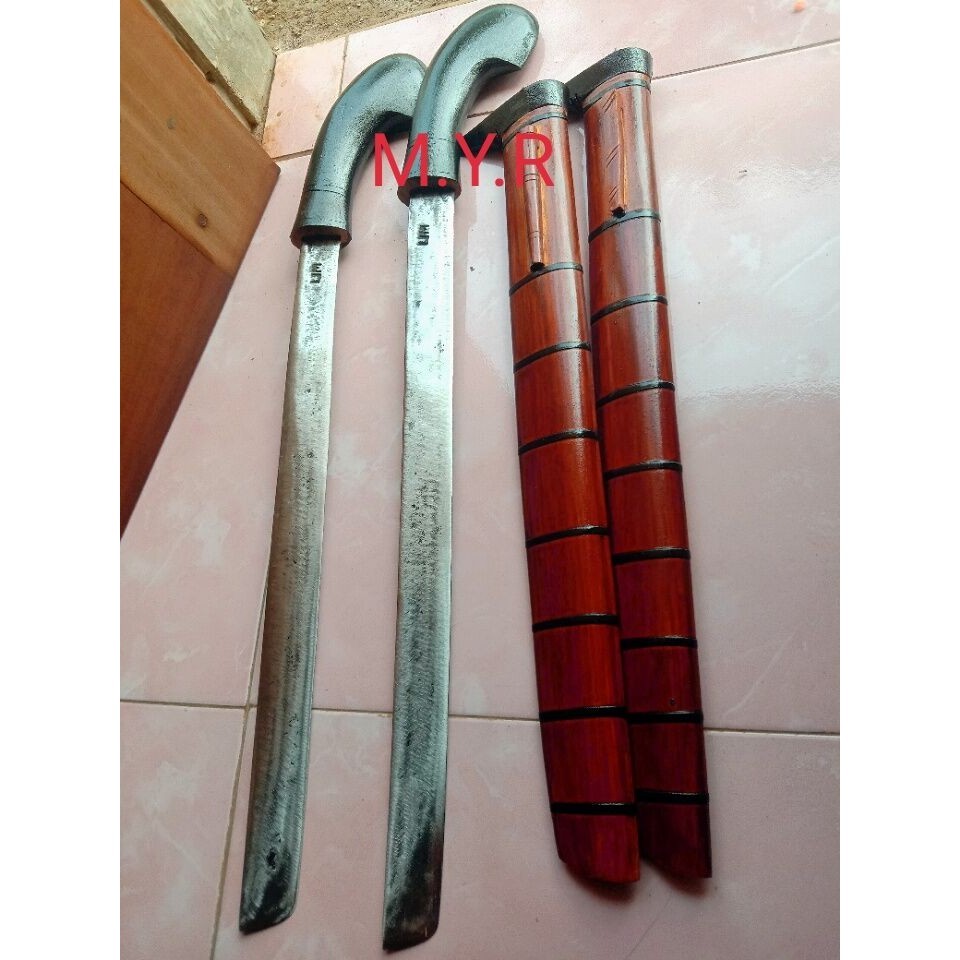 golok barlen bahan 100%perbaja sudah diasah siap pakai