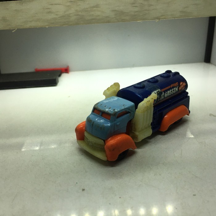hotwheels fast gassin diecast loose junk 12B -OS25