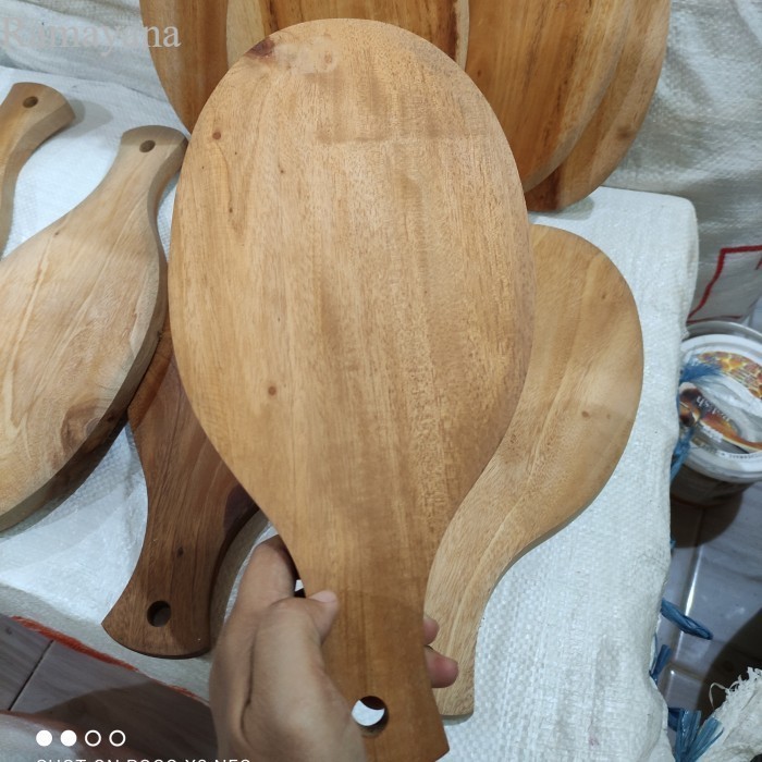 

Talenan Mahoni Katesan 30x15 cm Murah