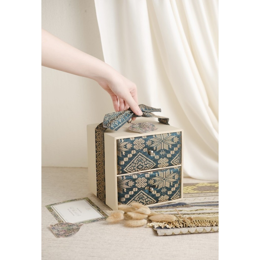 

Hardbox Laci SONGKET Idul Fitri Packaging