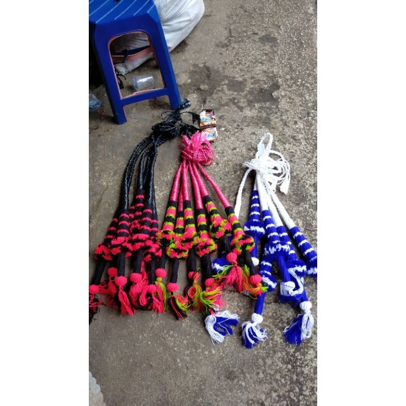 pecut kepang / pecut jaranan / pecut pentas