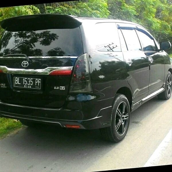 aksesoris mobil BODYKIT Toyota kijang INNOVA 2015 vs style