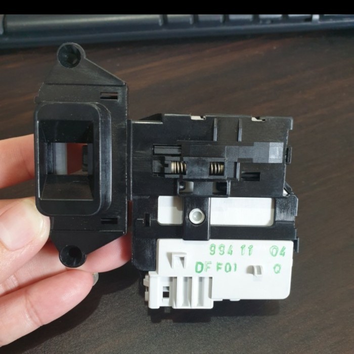 

Door lock switch door mesin cuci LG DF series T85