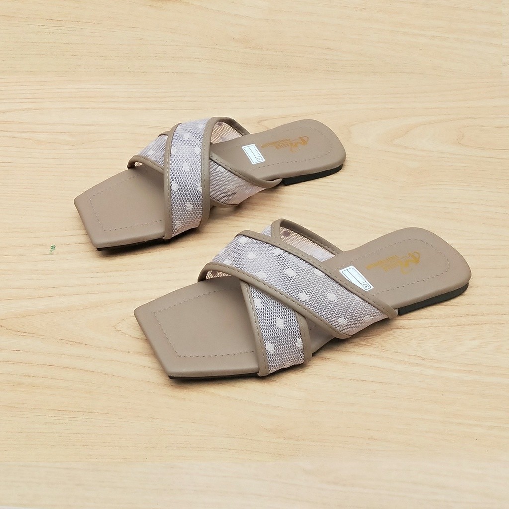 Sendal Terbaru 2023 | Sandal Teplek Selop Slipper Kokop Silang Flat Jala Bintik Wanita Kekinian | Se