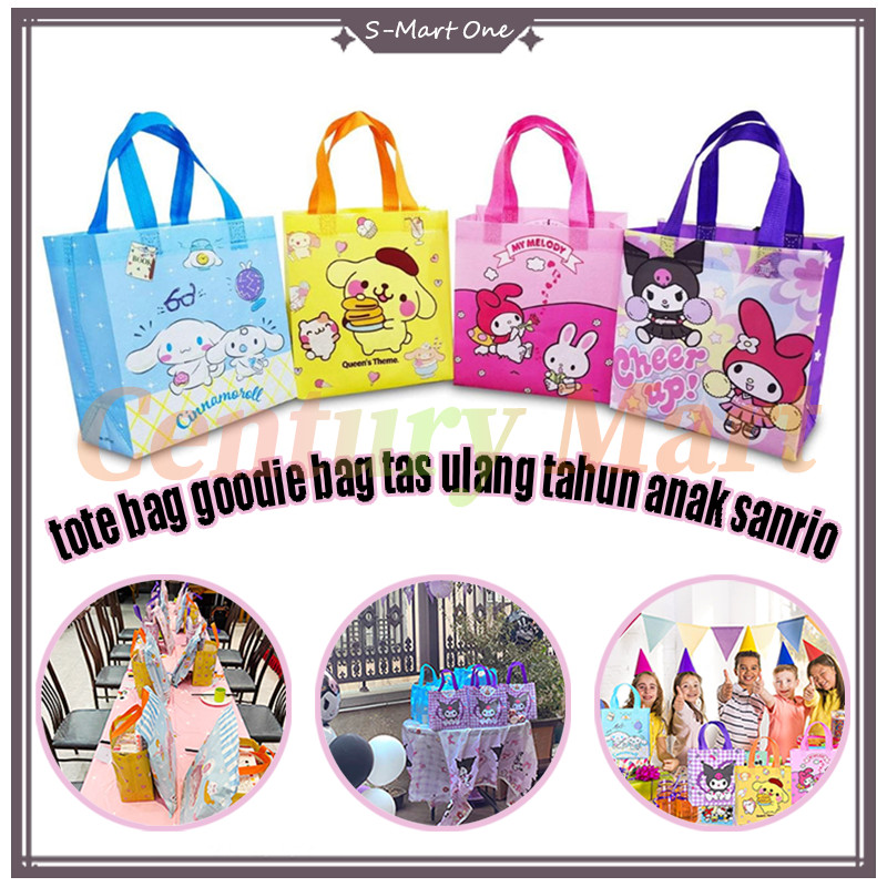 

Tas Ulang Tahun Karakter Sanrio /tas ulta sanrio cinnmoroll kuromi melody/goodie bag sanrio kuromi cinnamoroll /Tas Tenteng Hadiah Ulang Tahun/tas hampers ultah