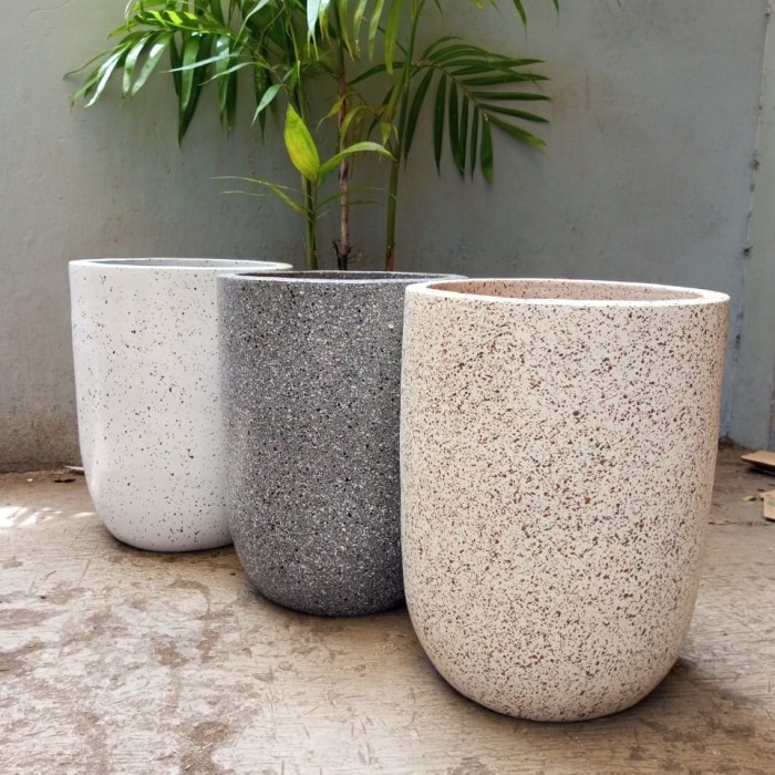 pot teraco, pot grabah tanah liat motif teraso, pot tabung, khusus instan