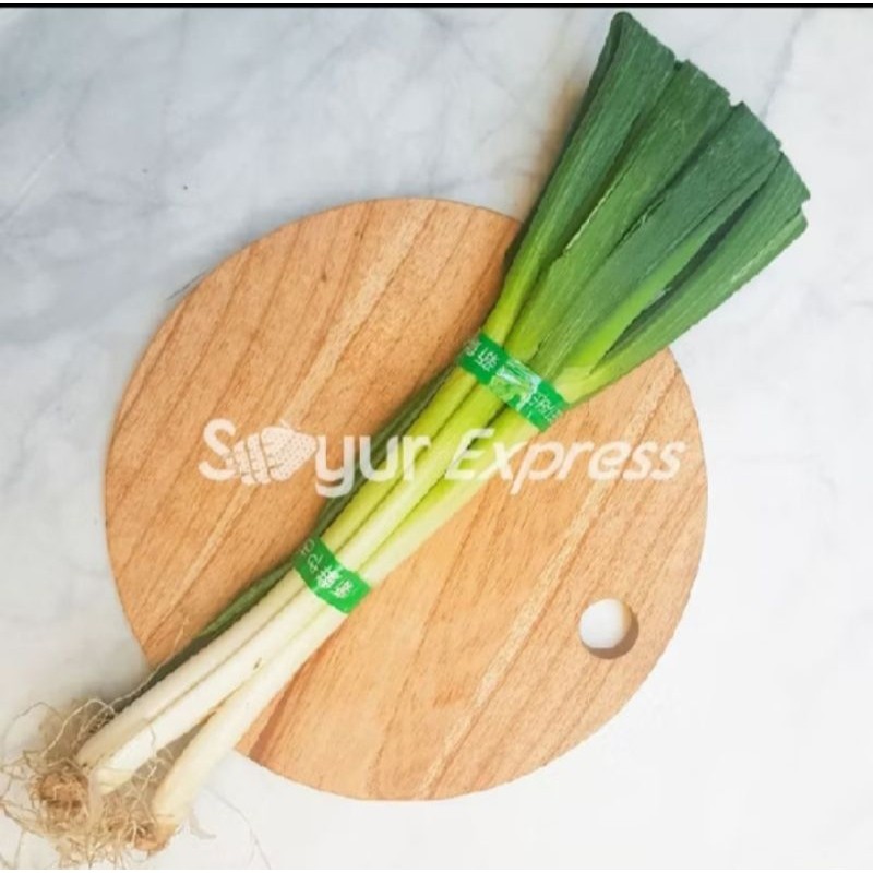 

DAUN BAWANG 1 IKAT