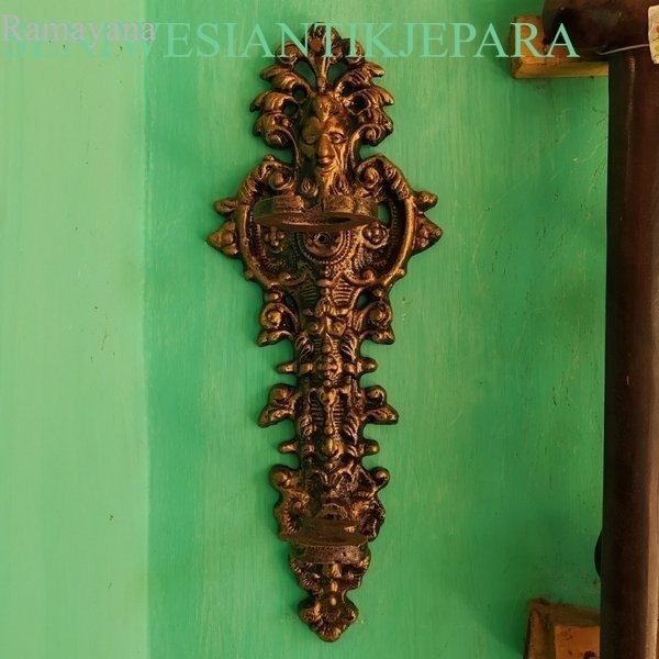 

blawong jagrak tempat keris ukir antik untuk keris patrem Antik