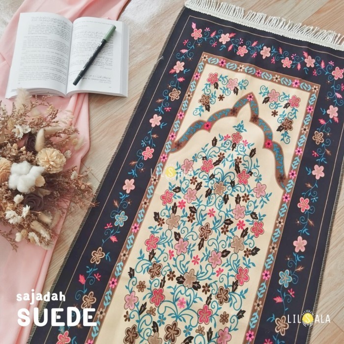Sajadah Turki Suede Lembaran Motif Ka'bah Rumbai Tambang Cantik