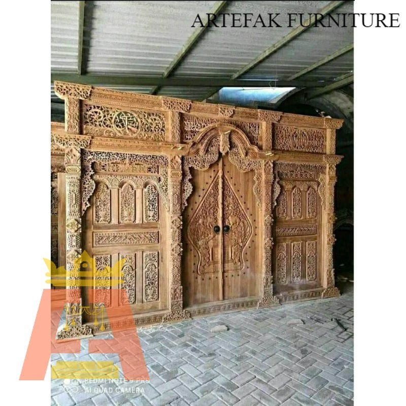 Artefak Furniture Pintu gebyok jawa motif pintu kelir wayang dan angin-angin kaligrafi ukuran 4 mete