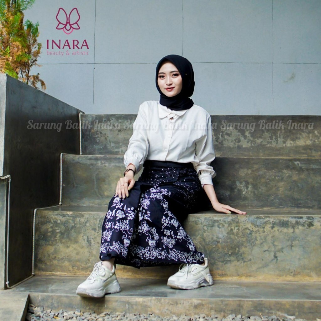 Sarung Batik Inara Sarung Cewek Hitam Putih Sarung Pekalongan
