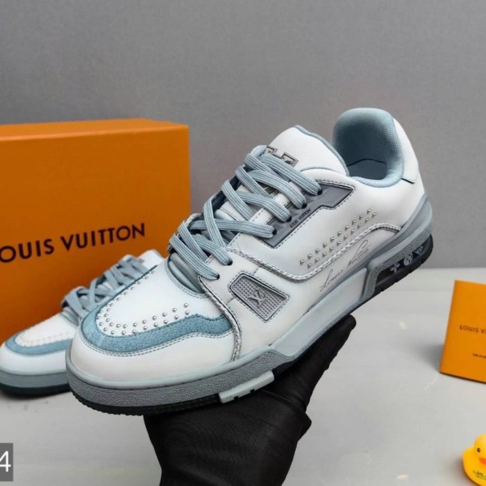 SEPATU SNEAKERS PRIA BRANDED IMPORT / SEPATU BRANDED PRIA VIP / SEPATU PRIA BRANDED VIP READY 39 SD 