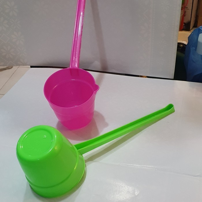 Gayung es jualan / gayung air panas / gayung sop tangke panjang