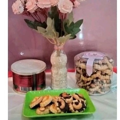 

Mede cookies premium wisman kue kering lebaran