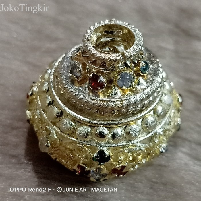 

Selut Keris Sepuh Perak Bakar Antik / Cincin keris / Mendak keris - 6 murah
