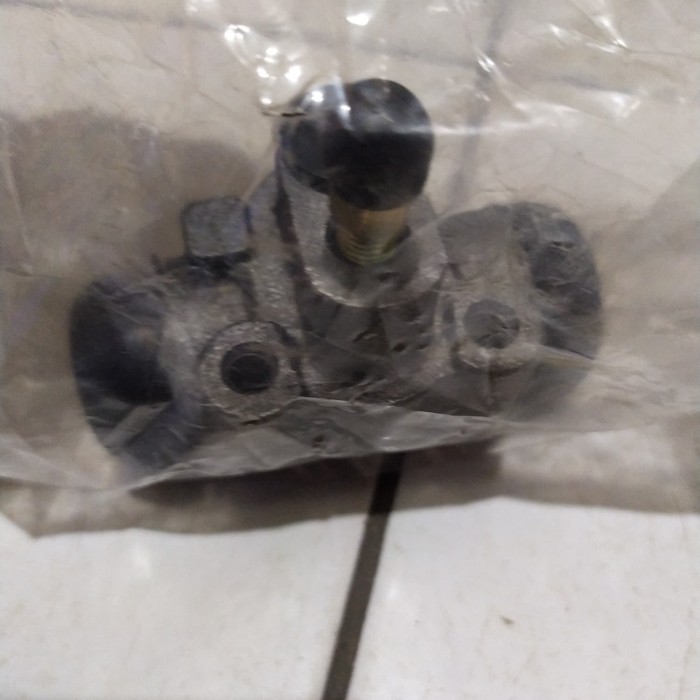 New wheel cylinder mazda vantrend RH