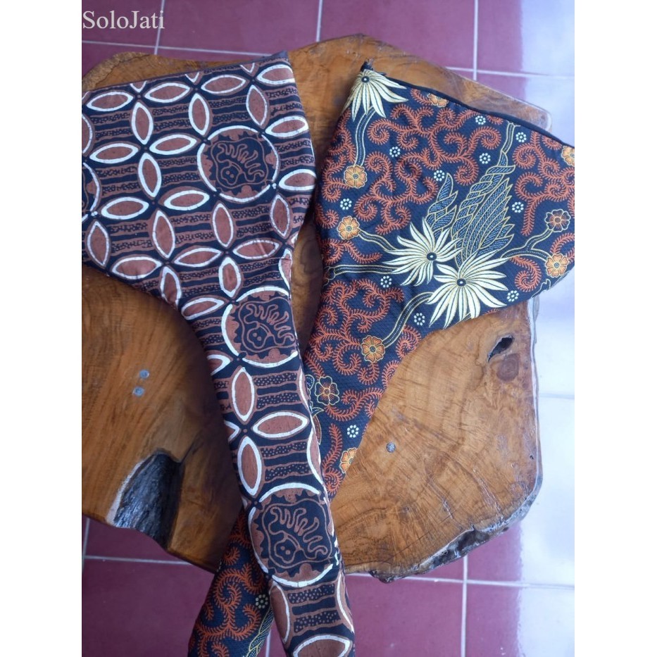 

Sarung Keris Batik Antik