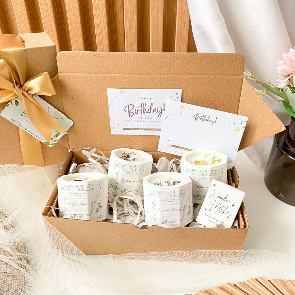 

PAKET 9 HAMPERS | IMLEK | VALENTINE |GIFT BOX | SOUVENIR | BIRTHDAY | WEDDING DLL/ Baru Mewah