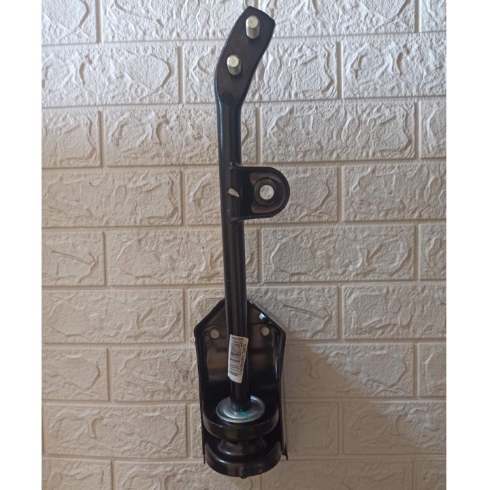 Support Lower Arm Kiri DFSK Supercab