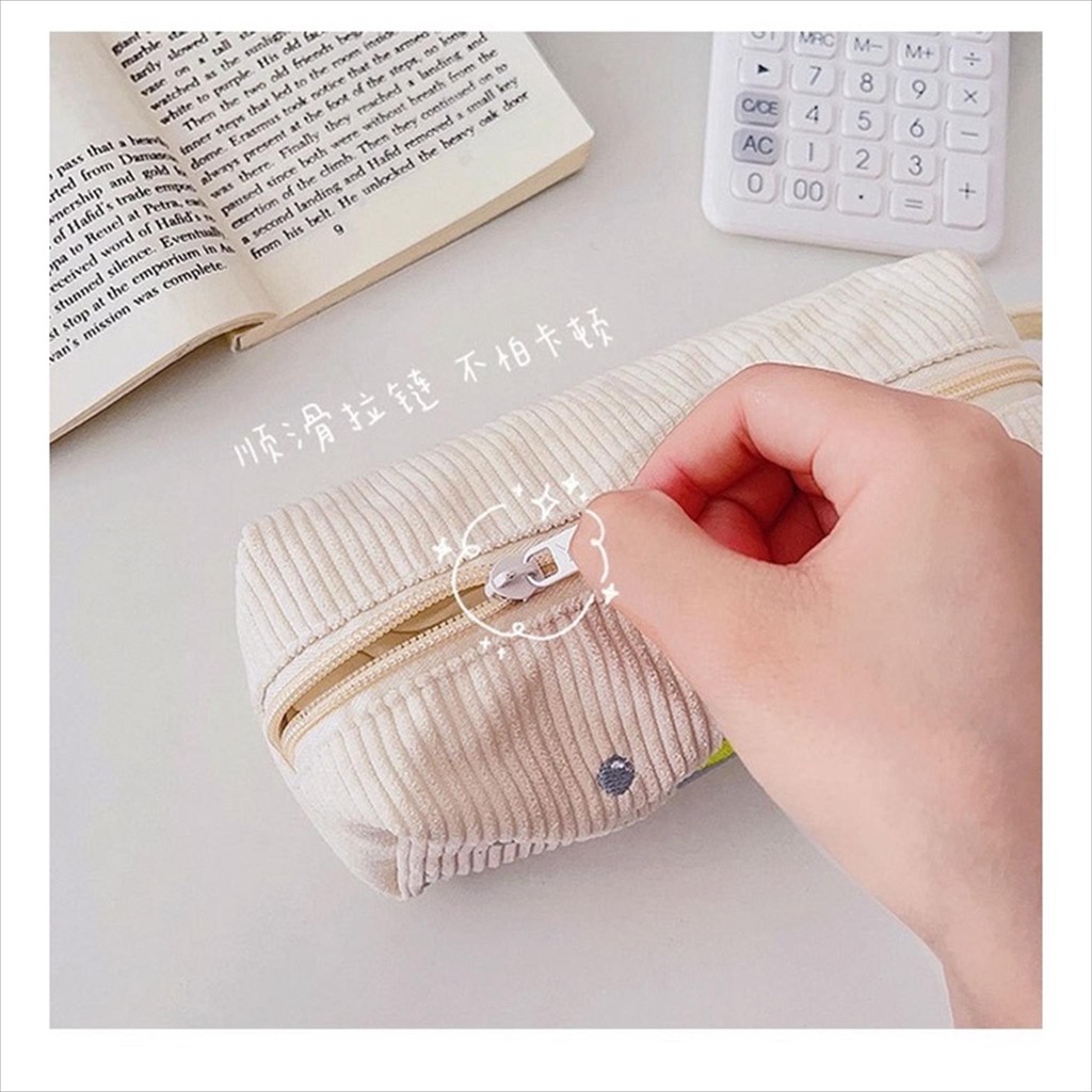 

Kensho Pouch Aesthetic Kain Corduroy Handle Lucu Import / Kotak Pensil Kain / Tempat Makeup / Cute