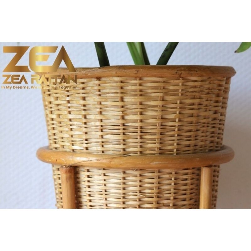 RB Standing Pot Bunga Rotan Alami Minimalis