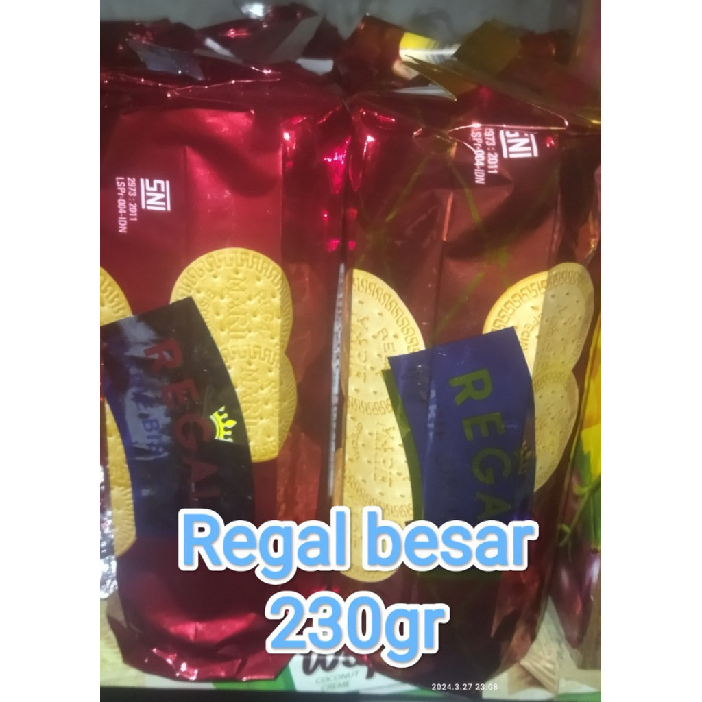 

Regal marie biscuit Roll besar 230gr