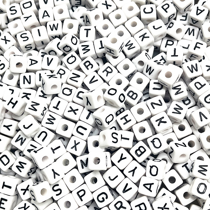 

20pcs 10*10mm Cube Acrylic Letter Beads Single Alphabet A-Z White Square Bracelet Jewelry Making Beads