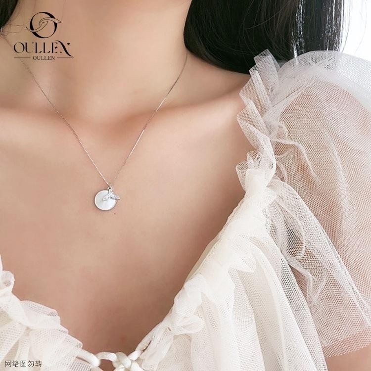 Kalung Liontin Ekor Ikan Bulat Perak Titanium Steel Tahan Noda Tahan Air Tahan Karat Tahan Alergi Pe