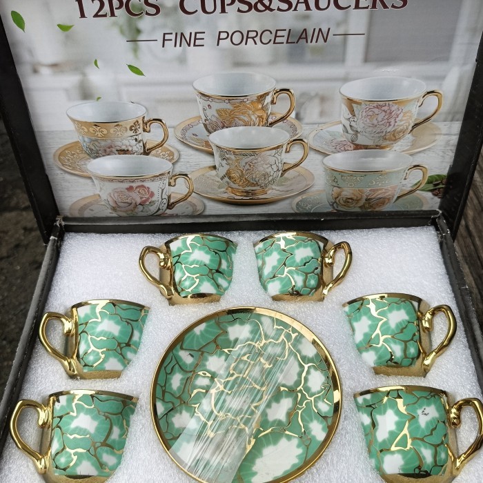 

hampers kado cangkir keramik set 6 in 1 European style /parcel lebaran - Hijau