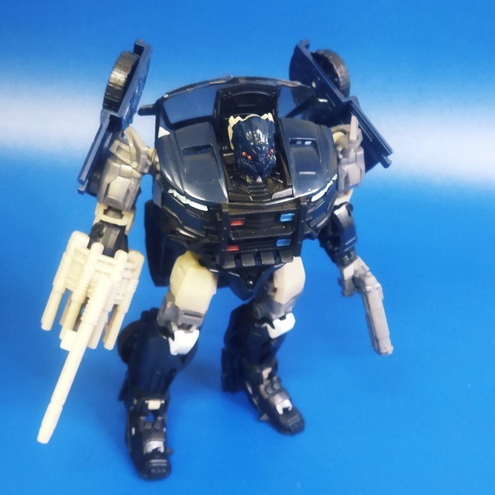 Transformers TLK : Deluxe Class Barricade 2nd Hasbro