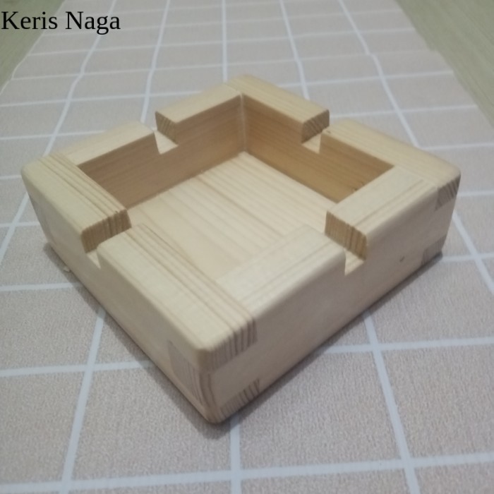 Asbak Kayu 11x11cmx 9cm/ Asbak Pinus murah LSF6