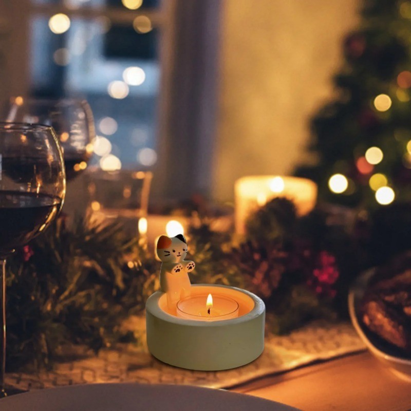 

Candle Holder Cartoon Kitten Candlestick Creative Aromatherapy Candle Durable High Tempe Small Tea Wax Candlestick Decoration