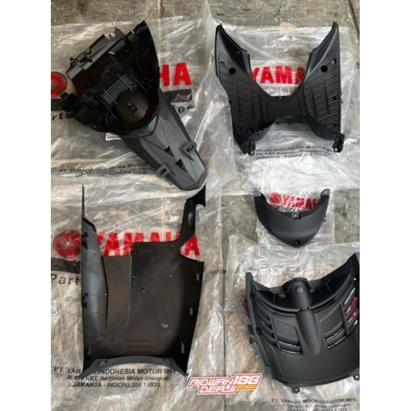 FULL BODY KASAR FINO FI 125 HITAM ORIGINAL