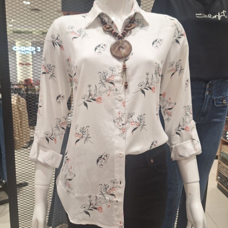 Ako kemeja Wanita Hitam putih polos by Matahari dept Store PROMO SALE