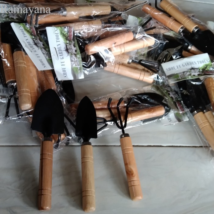 

Garden tools/ set alat berkebun mini Murah