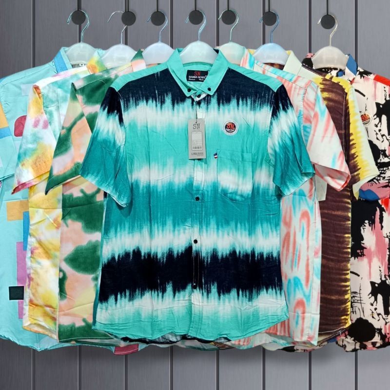 Kemeja Cowok Motif Abstrak