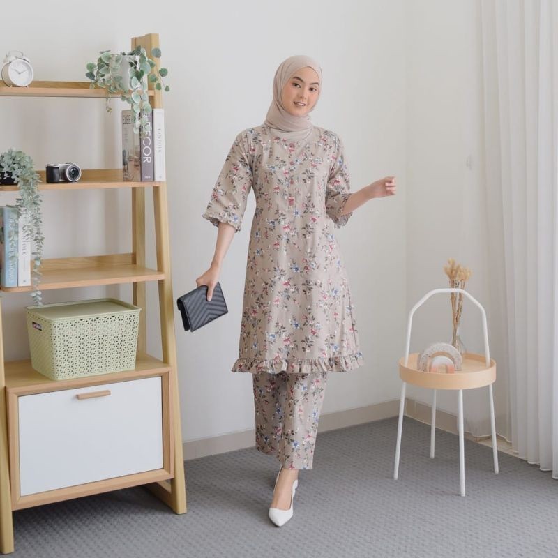 Sunly Tunik One Set LD110 Uk. R24  Lengan 3/4 Celana Panjang Model Baju Lurus Termurah