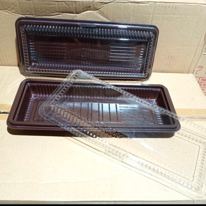 Mika Brownis uk L /Large+Tutup/Tempat Kue Pudding Besar (isi 50pcs)